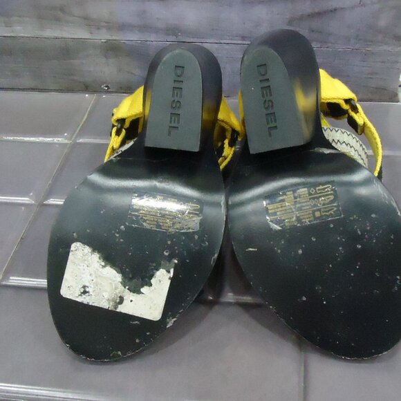 NWOT. SIZE 38. Diesel open toe wedge heel sandals. - Picture 13 of 16